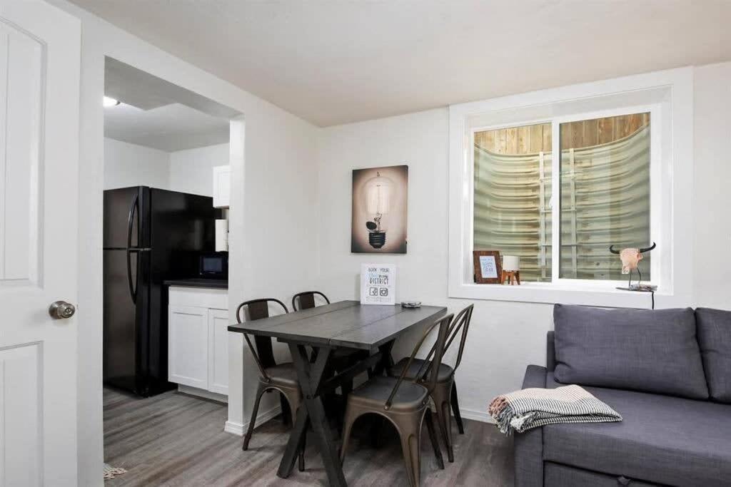 #Stayinmydistrict Twin Falls Pendleton Chic Suite Kültér fotó